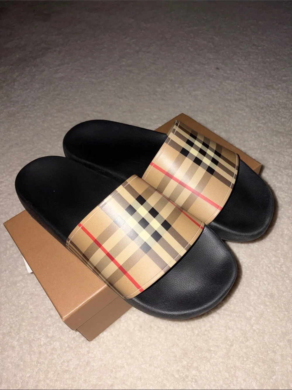 Burberry slides (unisex, 42 eu, us 9 men)